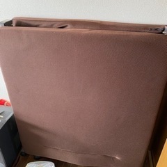 　折りたたみベッド