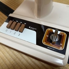昭和レトロな扇風機◆三枚羽の画像