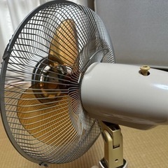 昭和レトロな扇風機◆三枚羽の画像