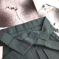 ★正絹★丸洗い済み★裄６８㎝★モノトーンに小花柄★の画像