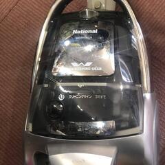 サイクロン式掃除機の画像