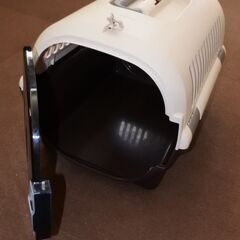 ペットキャリー 12kg以下 小型犬/猫用 Mサイズの画像