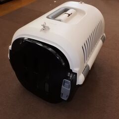 ペットキャリー 12kg以下 小型犬/猫用 Mサイズの画像