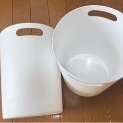 ゴミ箱　2つ