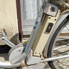  電動自転車 SANYO Eneloop Bike バッテリーと充電器の画像