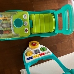 子供　乗り物　車の画像