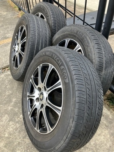 車のパーツ タイヤ、ホイール