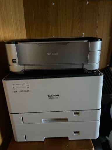 CANONレーザープリンター　LBP8100  極美品　21年式
