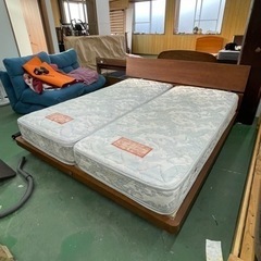💥激安💥キングサイズダブルベッド　高級なマットレス付き