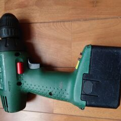値下げしました　BOSCH バッテリードライバードリル　PSR 96の画像