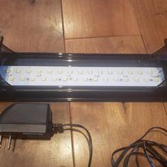 30㎝水槽用LEDライトの画像