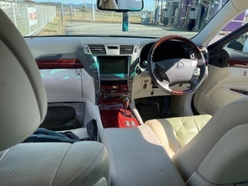 レクサスLS600h バージョンＵ　（2008年）