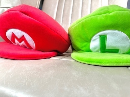 ユニバ　マリオ　ルイージ　帽子