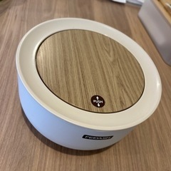 【最初値下げ】未使用　小型　卓上　ゴミ箱　ワンプッシュオープン