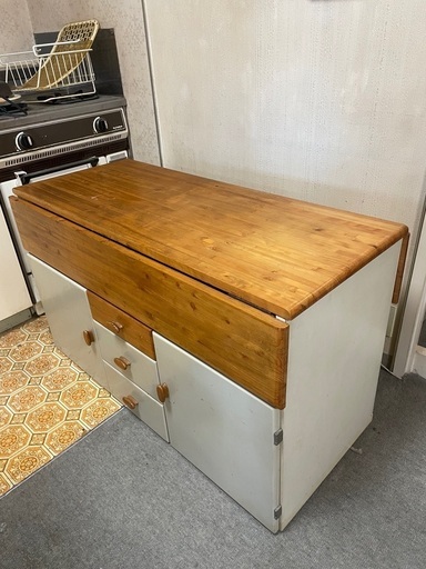 3/31で完全終了となりますので、お早めにお問い合わせくださいませ。キッチンカウンターテーブル