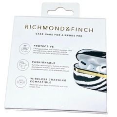 セール❗️RICHMOND & FINCH AirPods Pro ケース　ゼブラの画像