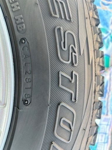 アルファード30•エクストレイル  BRIDESTON BLIZZAK DM-V1 215R65R16 2018年25週