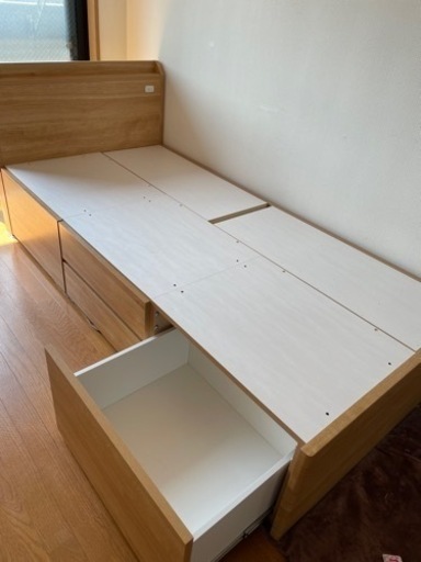 ニトリ　シングルベッドフレーム　ミドルブラウン