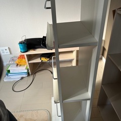 マガジンラック 本棚の画像