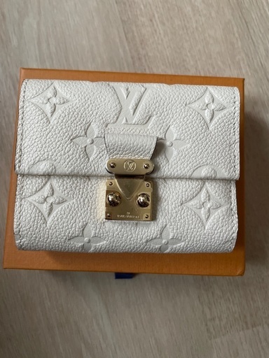 ルイヴィトン　新品未使用　売れました