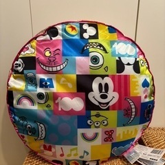 ディズニー100周年　サテンクッション　開封済みの未使用品