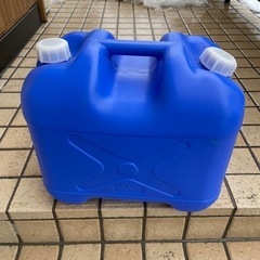 ポリタンク20リットル　生活雑貨 家庭用品 ストーブ