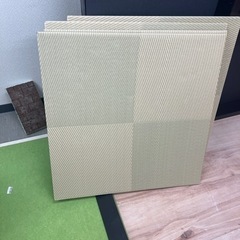 お値下げ！水拭きできる い草風置き畳 市松模様 グリーン 約82...