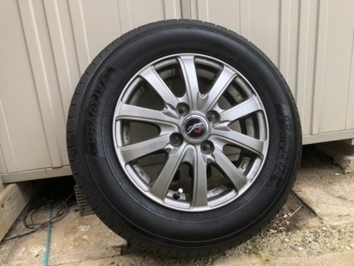 ダイハツ　ミラの夏タイヤ　アルミホイール付き