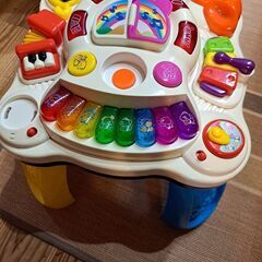 ミュージカルアクティビティーテーブル
