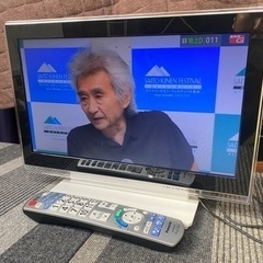 ☆No.o16 ポータブルテレビ 15V Panasonic 2014年製の画像