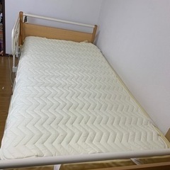 介護ベッド　フランスベッドの画像