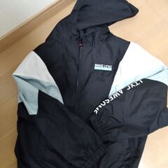 取引中　ラブトキ　パーカー　M