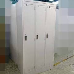 山口)KOKUYO　コクヨ　3人用ロッカー　鍵付き　⑮ ◆BIZ...