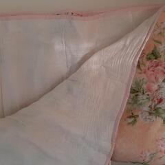 【取引中】 肌掛け布団　2種類　HANAE MORI  他の画像