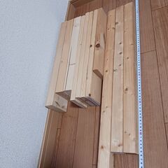 木材の端材、使用したものになりますがよろしければお譲りします。の画像