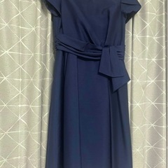 エメ AIMER ドレス ネイビー 膝丈の画像