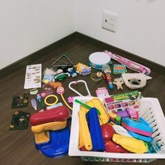 押し出しマシーン粘土型等、楽器、指人形、ステンドプー、お医者グッズ