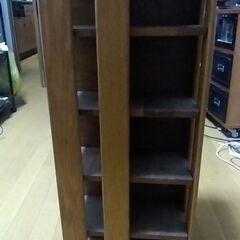 木製のラック