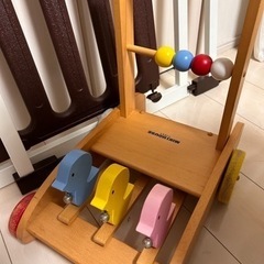 歩行器？カタカタ
