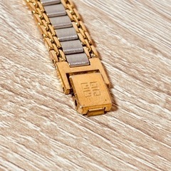 ジバンシー クオーツ 腕時計　レディースの画像