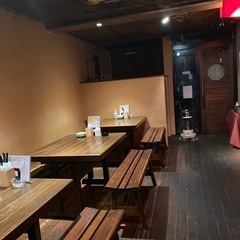 ホールスタッフ大募集！！