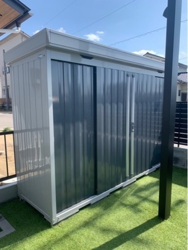 イナバ物置　使用半年　引き取り限定