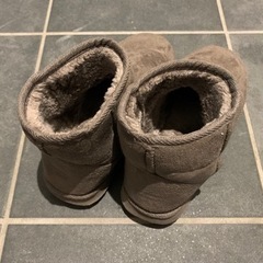 ムートン　ショートブーツ　グレー　23.5㎝の画像