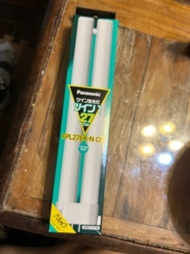 デスクスタンド蛍光灯