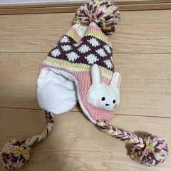 ウサギのニット帽の画像