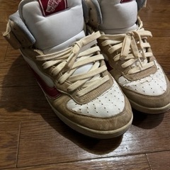 バンズスニーカー