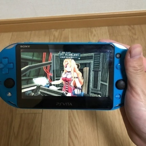 psvita    PCH-2000モデル＋ソフト3つセット(購入希望者あり)