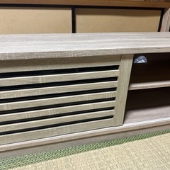 テレビ台の画像
