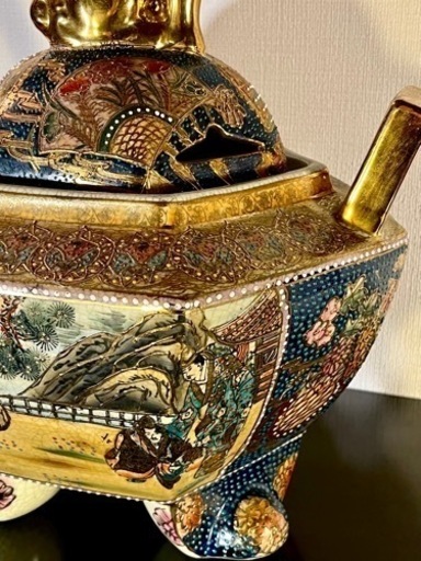 豪華絢爛【薩摩焼 特大 三足香炉】金爛手 花詰図 金獅子 蓋付