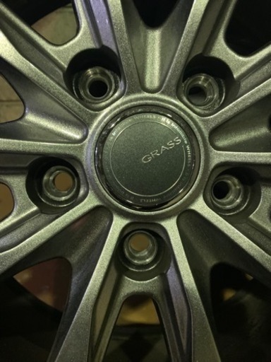 ヨコハマ　アイスガード　215/60R16 PCD114.3 5穴　ヴェゼル等に！ ヨコハマ アイスガード 215/60R16 PCD114.3 5穴 ヴェゼル等に！